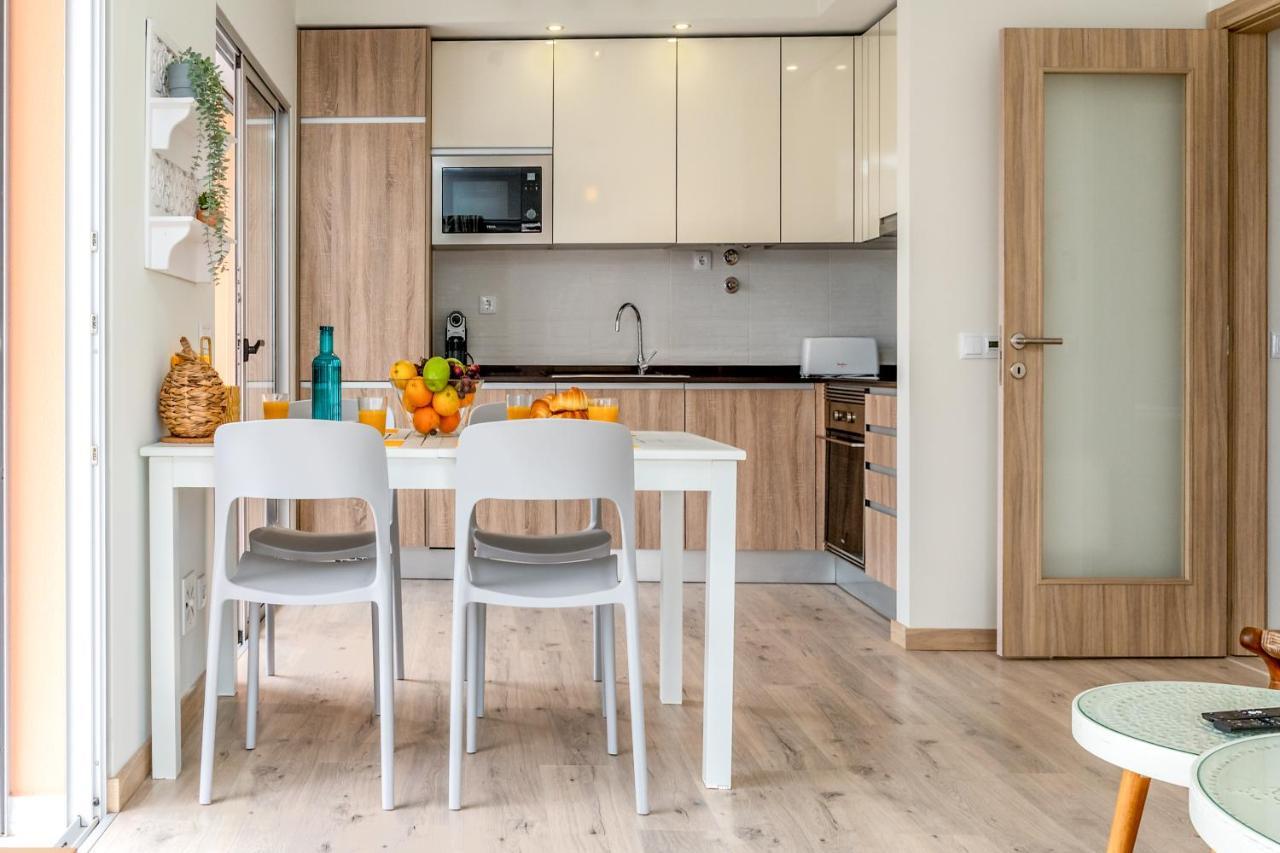 Sunny Brand New 2-Bedroom Apt - 500M From Praia Da Rocha With Ac And Pool! ポルティマン エクステリア 写真