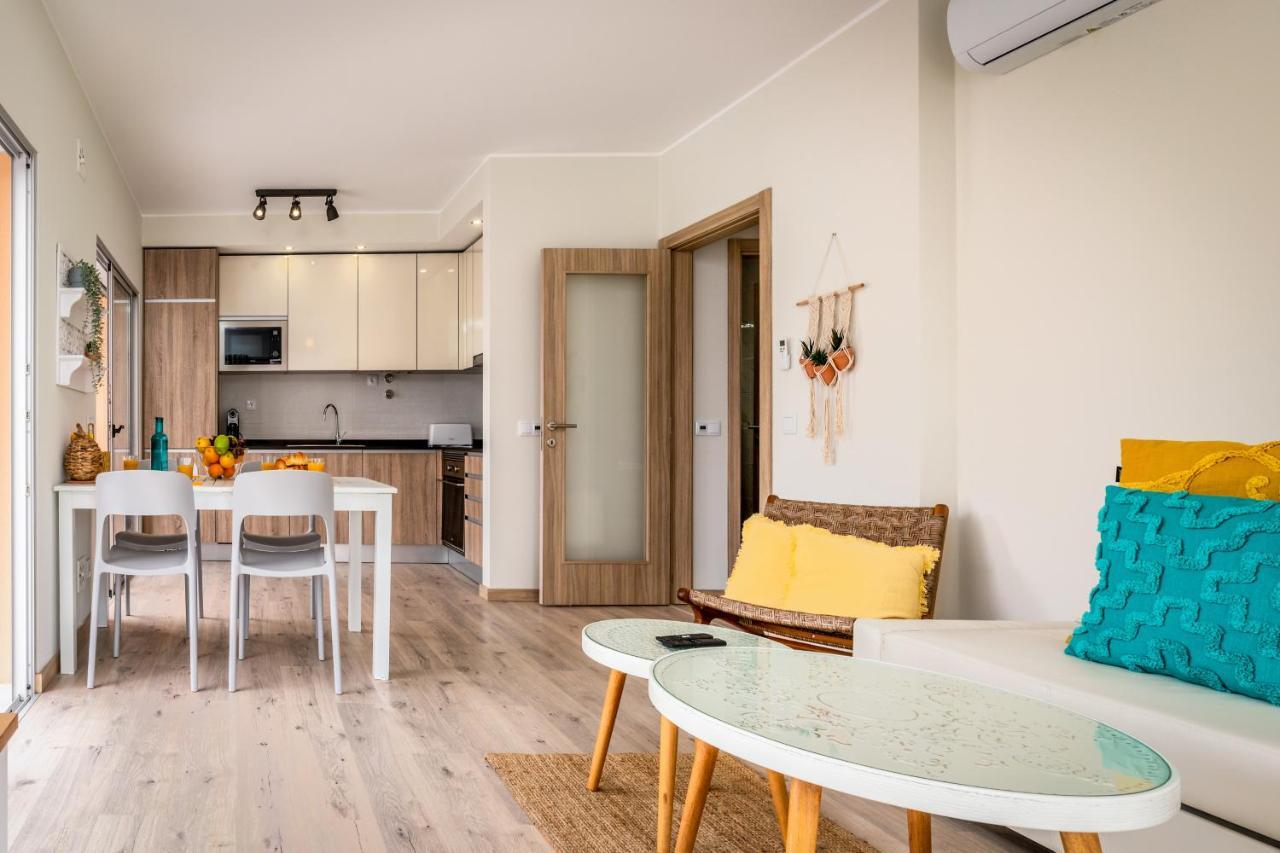 Sunny Brand New 2-Bedroom Apt - 500M From Praia Da Rocha With Ac And Pool! ポルティマン エクステリア 写真