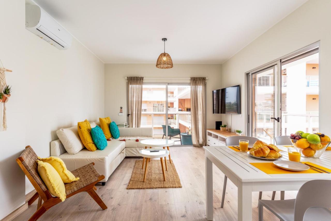 Sunny Brand New 2-Bedroom Apt - 500M From Praia Da Rocha With Ac And Pool! ポルティマン エクステリア 写真