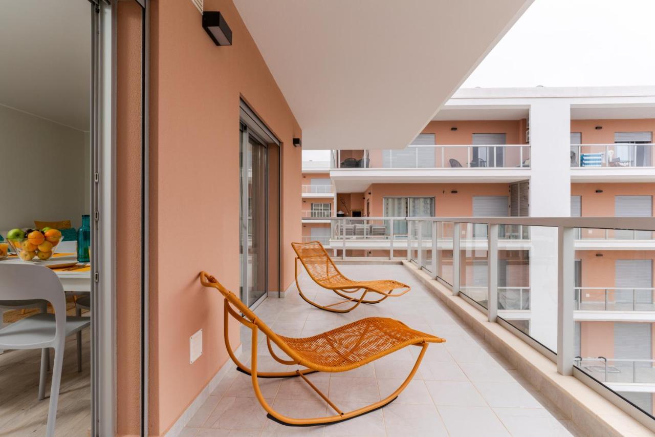 Sunny Brand New 2-Bedroom Apt - 500M From Praia Da Rocha With Ac And Pool! ポルティマン エクステリア 写真
