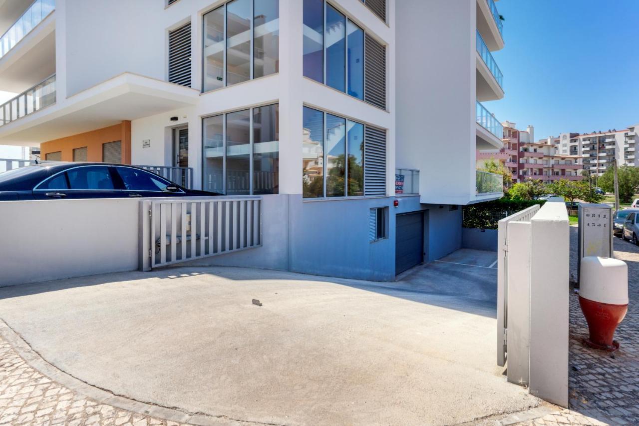 Sunny Brand New 2-Bedroom Apt - 500M From Praia Da Rocha With Ac And Pool! ポルティマン エクステリア 写真